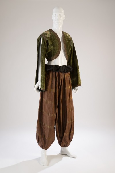 Leon Bakst, young manâ€™s costume from SchÃ©hÃ©razade, 1910, France. The Museum at FIT, 2014.1.1, photograph Â©The Museum at FIT.