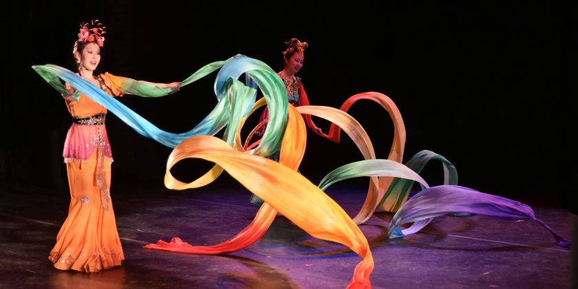 Nai-Ni Chen Dance Company  to Celebrate  a Joyful the Year of the Dog