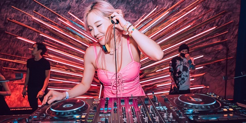 The Dance Floor: K-Pop with DJ Peach Celebrate Women's History Month (FREE)