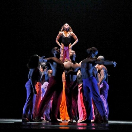 Alvin Ailey American Dance Theater in  'Hymn'  Photo by Nan Melville