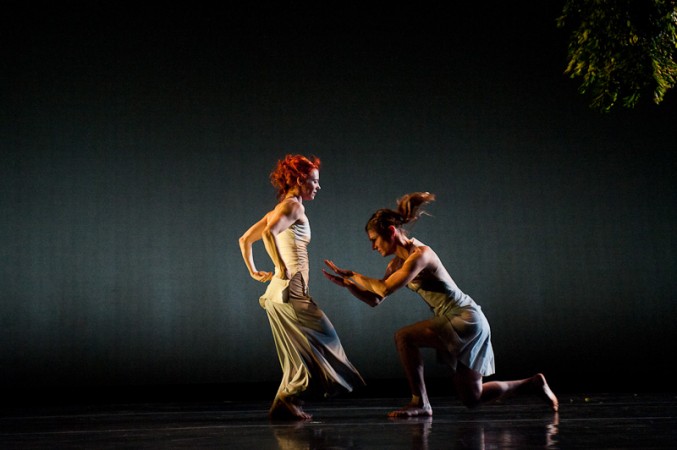 Kate Weare Company "Garden" Photo by Christopher Duggan