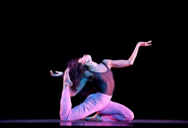 Alvin Ailey American Dance Theater in 'Hymn' Photo by Nan Melville