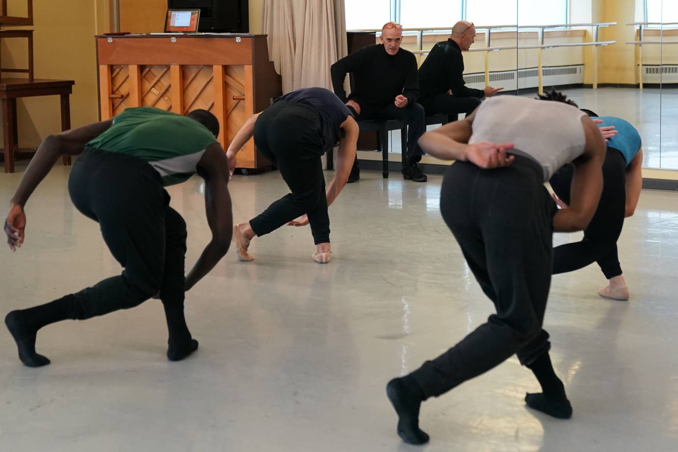 Artistic Director Stephen Pier directs rehearsal